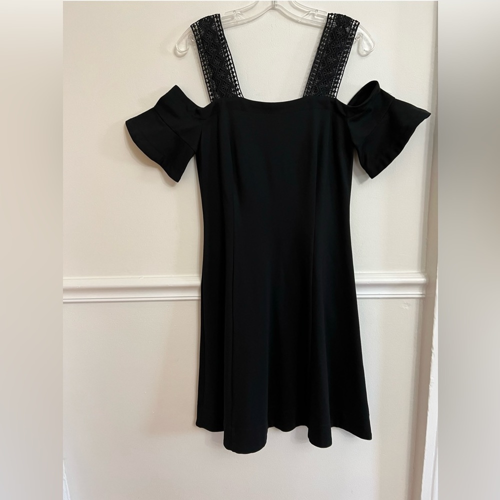 Yigal Azrouel  Pointe Cold Shoulder  Dress Size 6 - Picture 7 of 16